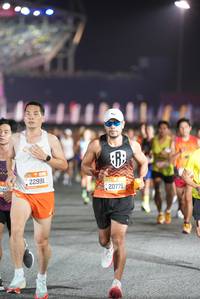 BIB: 340, 22991, 20778
                            <button type="button" onclick="openModal(19604660)" class="btn btn-primary btn-sm float-right btn-popup" data-toggle="modal" data-target=".modal-high-quality">
                        <i class="fas fa-shopping-cart"></i> Add to Cart
                    </button>
                                            <button type="button" onclick="isThisMe(19604660, true)" class="btn btn-success btn-sm float-right btn-popup btn-isme hidden" data-toggle="tooltip" data-placement="bottom" title="นี่คือรูปของคุณใช่ไหม คลิกที่นี่เพื่อเอาเข้าอัลบั้ม">
                        <i class="fas fa-plus"></i> Add to album
                    </button>
                    <button type="button" onclick="isThisMe(19604660, false)" class="btn btn-warning btn-sm float-right btn-popup btn-isnotme hidden">
                        <i class="fas fa-ban"></i> Remove from album
                    </button>